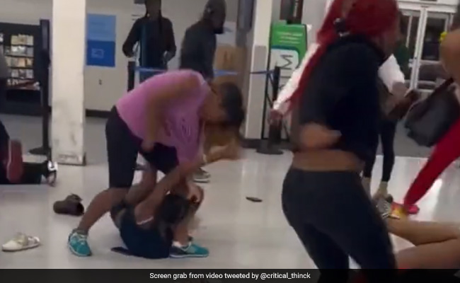 Caught On Camera: Violent Fight Involving Over A Dozen Customers Erupts At Missouri Walmart