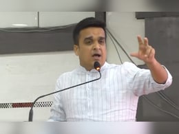 गुजरात में दंगाइयों को बुलडोजर कार्रवाई का सामना करना होगा : मंत्री हर्ष संघवी गुजरात में दंगाइयों को बुलडोजर कार्रवाई का सामना करना होगा : मंत्री हर्ष संघवी