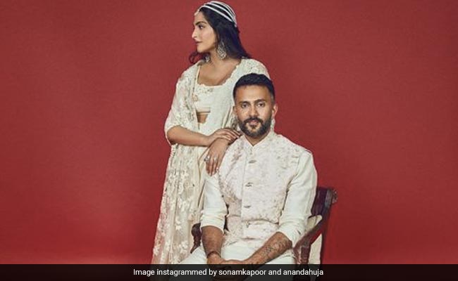 More Pics From Sonam Kapoor And Anand Ahuja's Diwali Festivities