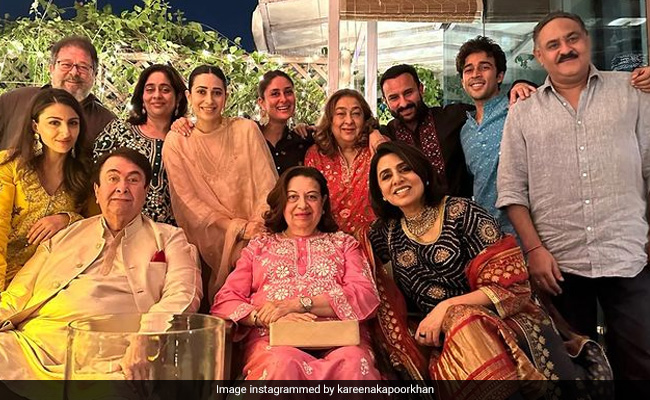 Diwali 2022: Inside The Kapoor Fam-Jam With Kareena, Karisma, Neetu And Others