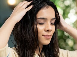 नीम के तेल में मिलाकर लगा लें ये चीज, कुछ ही दिनो में बाल हो जाएंगे काले, लंबे और मजबूत