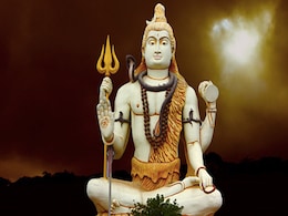 Shukra Pradosh Vrat 2022: शुक्र प्रदोष व्रत पर इस शुभ मुहूर्त में करें शिवजी की पूजा, जानें क्या करें और क्या नहीं Shukra Pradosh Vrat 2022: शुक्र प्रदोष व्रत पर इस शुभ मुहूर्त में करें शिवजी की पूजा, जानें क्या करें और क्या नहीं