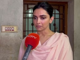 रैपिड फायर राउंड में Deepika Padukone ने बताया अपनी जिंदगी जीने का तरीका, देखें VIDEO रैपिड फायर राउंड में Deepika Padukone ने बताया अपनी जिंदगी जीने का तरीका, देखें VIDEO