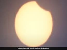 Surya Grahan 2022: दिल्ली, लखनऊ और लद्दाख समेत भारत के कई शहरों में दिखा सूर्य ग्रहण Surya Grahan 2022: दिल्ली, लखनऊ और लद्दाख समेत भारत के कई शहरों में दिखा सूर्य ग्रहण