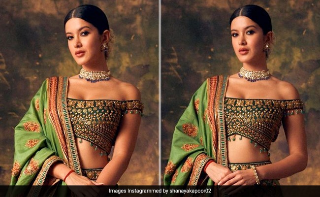Shanaya Kapoor's Royal Ethnic Elegance Comes From Her Beautiful <i>Lehenga</i>