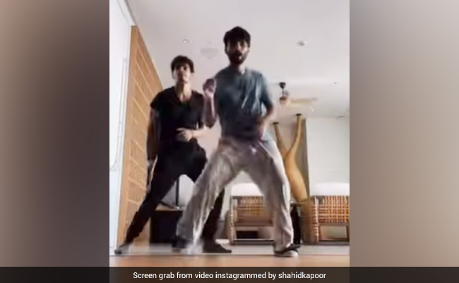 Watch: Shahid Kapoor And Ishaan Khatter Dance In Pajama. Can You Spot Their Mom In The Video?