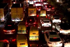 Non-Stop Rain In Delhi Causes Waterlogging, Traffic Snarls Non-Stop Rain In Delhi Causes Waterlogging, Traffic Snarls