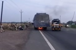 Video: Burning Man Under Bus, Cops Flee In Bihar Shocker Video: Burning Man Under Bus, Cops Flee In Bihar Shocker