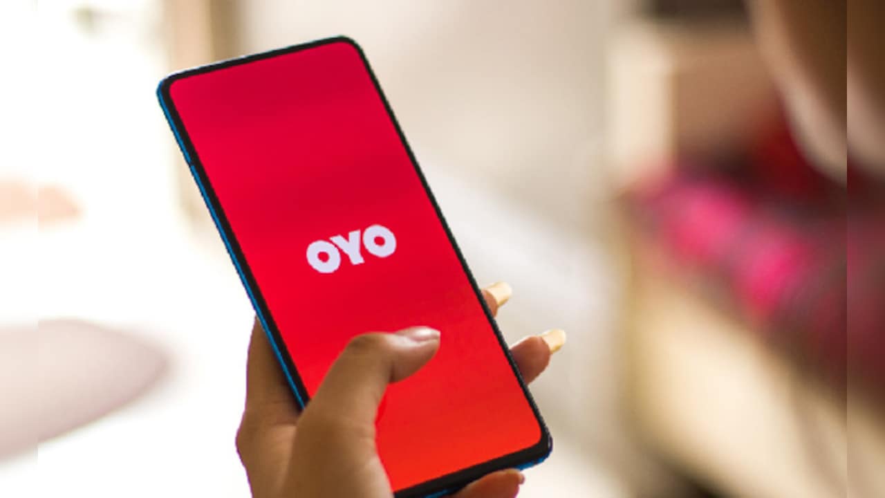 OYO की पैरेंट कंपनी Prism लाएगी 6,650 करोड रुपये का IPO, मौजूदा निवेशक नहीं बेचेंगे एक भी शेयर, जानें डिटेल्स