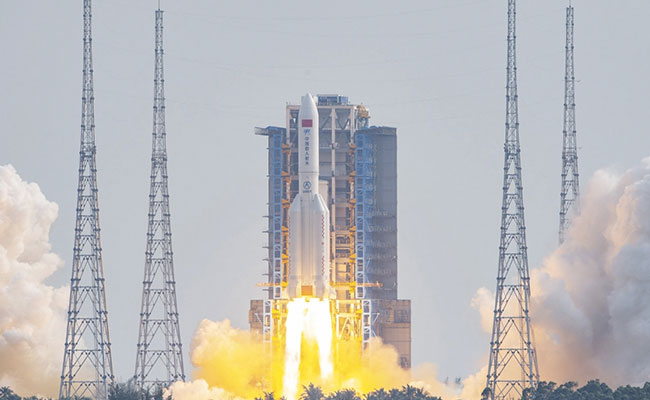 23-Tonne Uncontrolled Chinese Rocket Debris Fall In The Pacific