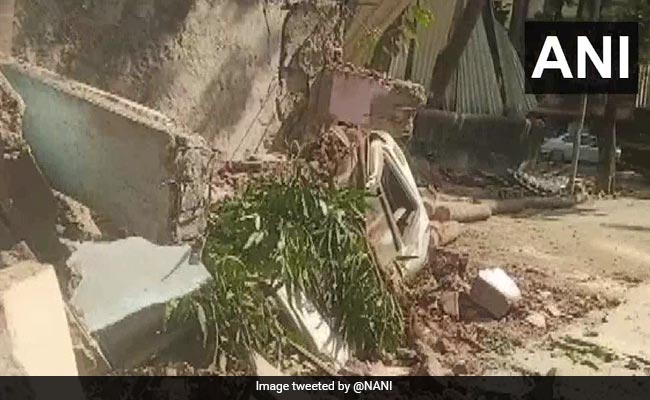3-Storey Mumbai Building Collapses, Many Cars Trapped Under Rubble