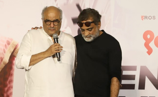 श्रीदेवी की फिल्म इंग्लिश विंग्लिश को हुए 10 साल पूरे, निर्देशक गौरी शिंदे ने नीलाम की एक्ट्रेस की साड़ियां...देखें PHOTOS 