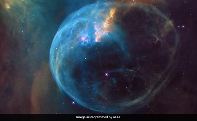 NASA Shares Mesmerising Pic Of Bubble Nebula, 7,100 Light-Years Away From Earth