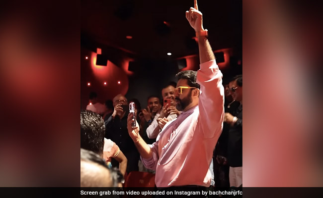 Abhishek Attends <i>Don</i> Screening Hosted By Amitabh Bachchan's Fans. "I Am Indebted," He Writes
