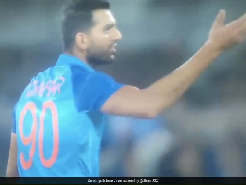 India vs South Africa: Deepak Chahar's Angry Reaction As Siraj Steps On Boundary Rope After Taking Catch. Watch