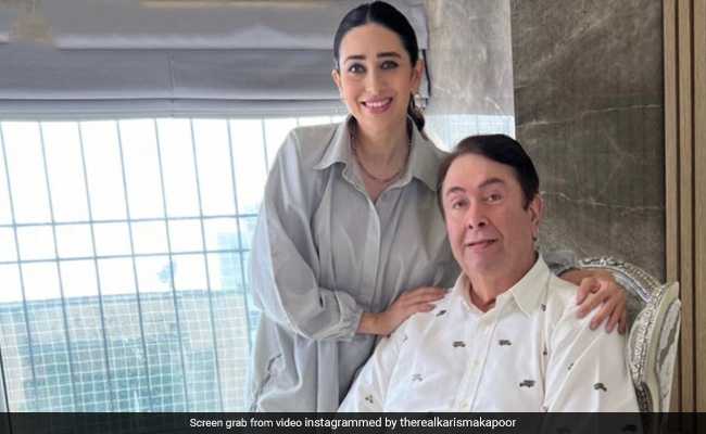 "My Papa Bestest," Writes Karisma Kapoor As She Shares A Pic With Dad Randhir Kapoor
