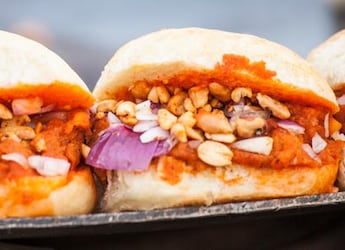 How To Make Gujarati Ras Pav - A Delicious Tea-Time Snack You Must Try How To Make Gujarati Ras Pav - A Delicious Tea-Time Snack You Must Try