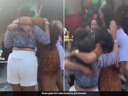 Viral Video Shows Sinkhole Swallowing A Group Of Dancing Women In Brazil Viral Video Shows Sinkhole Swallowing A Group Of Dancing Women In Brazil