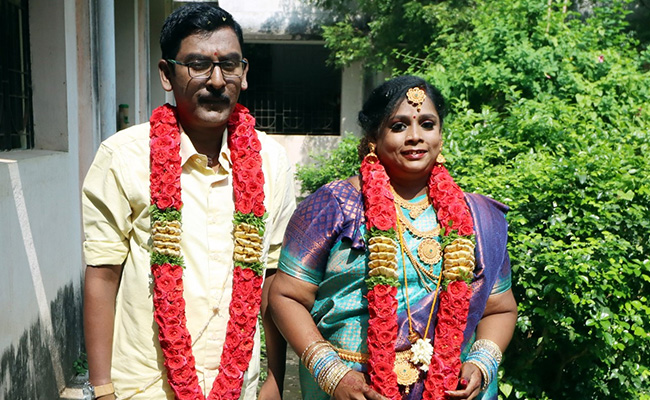 They Fell In Love At A Mental Health Institute. Then Got Married There