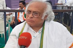 शशि थरूर की शिकायत पर जयराम रमेश ने कहा, 'हारने वाले को शालीन रहना चाहिए' शशि थरूर की शिकायत पर जयराम रमेश ने कहा, 'हारने वाले को शालीन रहना चाहिए'