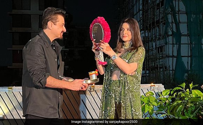 ICYMI: This Is What Sanjay Kapoor Posted For Wife Maheep On Karwa Chauth