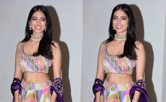 Malavika Mohanan Is Wrapped In All The Festive Colours In A Vivid <i>Lehenga</i>