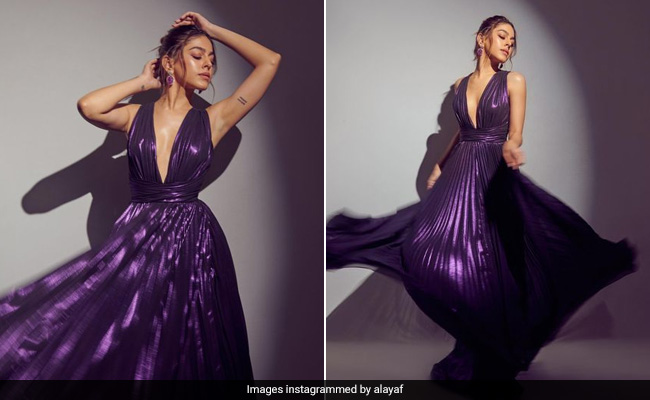 We'd Roll Out A Red Carpet For Alaya Furniturewalla In Her Gorgeous Metallic Purple Fluid Pleated Gown
