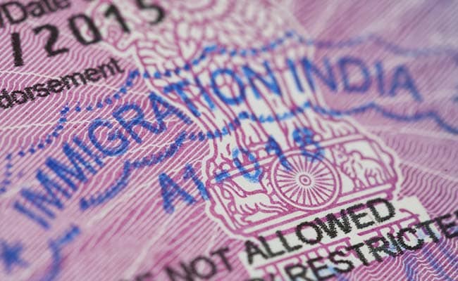 Tata Solar, ReNew, Avaada Electro Ask Government For Visas For Chinese Professionals