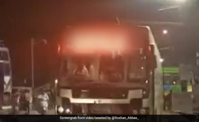 बस मालिक ने गाली देकर निकाला था,  कंडक्टर ने बस डिस्पले में गाली लिखवाकर बदला लिया