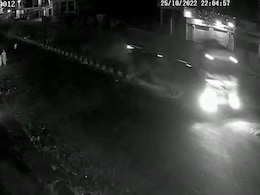 CCTV Shows Truck Losing Control On Road In UP; 3 Dead As It Rams Auto CCTV Shows Truck Losing Control On Road In UP; 3 Dead As It Rams Auto