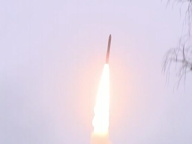 Putin Oversees Training Of Forces Meant To Respond To Nuclear Threats