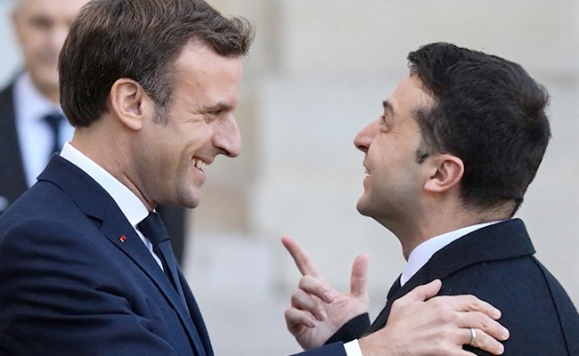 France Calls "Urgent" International Conference To Raise Money For Ukraine