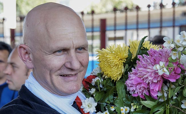 Nobel Peace Winner Ales Byalyatski's Wife Hopes Telegram Will Reach Him In Prison