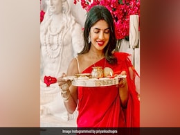 Karwa Chauth 2023: करवा चौथ पर गलती से भी न पहनें इन रंगों की साड़ी, शादीशुदा जीवन में लग सकता है ग्रहण  Karwa Chauth 2023: करवा चौथ पर गलती से भी न पहनें इन रंगों की साड़ी, शादीशुदा जीवन में लग सकता है ग्रहण