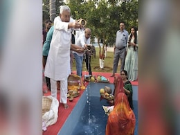 बिहार के सीएम नीतीश कुमार और तेजस्वी यादव ने छठ पूजा में लिया भाग बिहार के सीएम नीतीश कुमार और तेजस्वी यादव ने छठ पूजा में लिया भाग