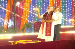 PM Modi Performs 'Maha Aarti' At Gabbar Tirth in Gujarat PM Modi Performs 'Maha Aarti' At Gabbar Tirth in Gujarat