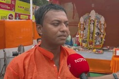 Mahatma Gandhi As Demon In Kolkata Puja? Right Wing Group's Bizarre Reply Mahatma Gandhi As Demon In Kolkata Puja? Right Wing Group's Bizarre Reply