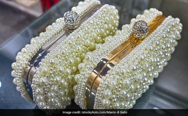 5 Stunning Box Clutches That Will Match Your Every Festive Outfit For Diwali 2022