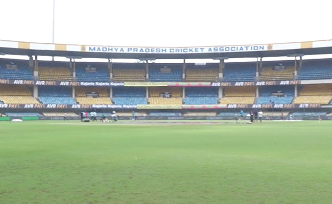 लॉर्ड्स और ईडन गार्डन की जमात में शामिल होगा इंदौर का होलकर स्टेडियम, IND vs AUS Test से शुरू होगी एक नई परंपरा