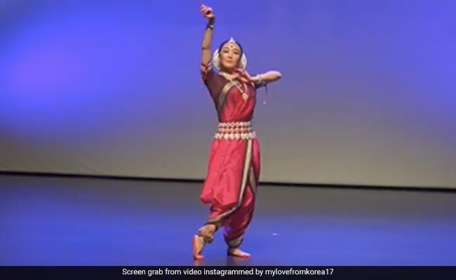 कोरिया की इस महिला पर चढ़ा भारत का जादू, Indian Classical Dance करके दिल जीत लिया