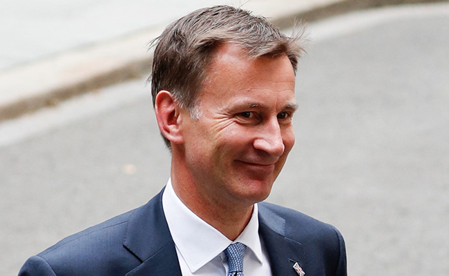 Liz Truss Appoints Jeremy Hunt As UK's New Finance Minister