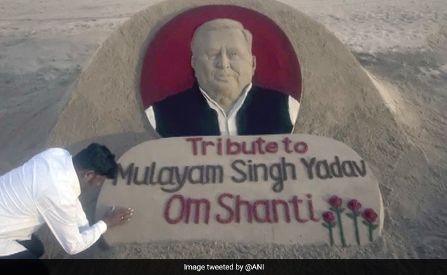Odisha Sand Artist Pays His Tribute To Mulayam Singh Yadav
