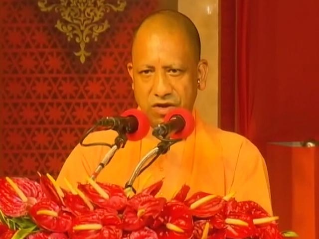 Yogi Adityanath Welcomes PM At Ayodhya Deepotsav