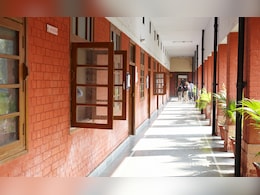 DU Admission Update: दिल्ली यूनिवर्सिटी में मई से एडमिशन शुरू, CUET स्कोर से होगी सीट अलॉटमेंट