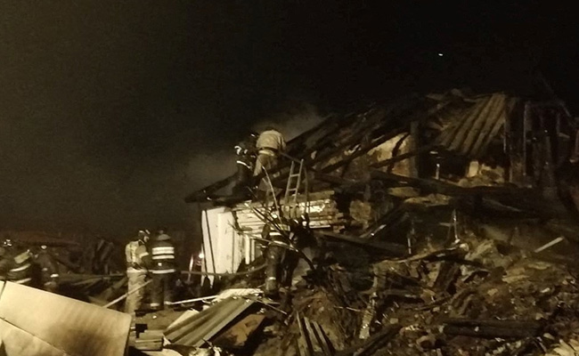 Russian Fighter Jet Crashes Into Siberian Home, 2 pilots Killed