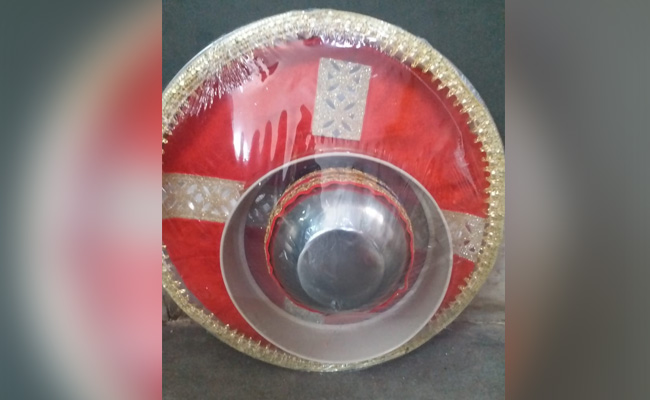 3 घंटे में दिल्ली पुलिस ने पकड़ा करवाचौथ की 20 सजावटी थालियां चुराने वाला चोर