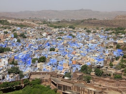 Around 100 Hindus From Pakistan Reach Jodhpur, Say Don't Want To Go Back