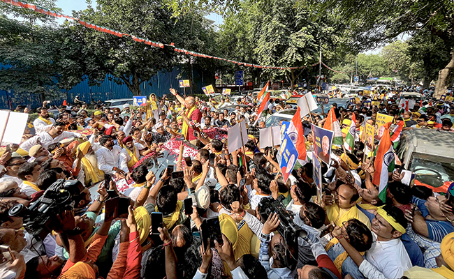 AAP Protests, Around 100 Detained Amid Manish Sisodia Questioning By CBI