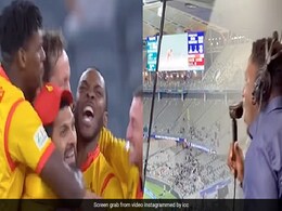 ऐतिहासिक जीत देख खुद पर यकीन नहीं कर पा रहे थे पूर्व जिम्बाब्वे क्रिकेटर, कमेंट्री बॉक्स में ही चिल्लाने लगे - Video ऐतिहासिक जीत देख खुद पर यकीन नहीं कर पा रहे थे पूर्व जिम्बाब्वे क्रिकेटर, कमेंट्री बॉक्स में ही चिल्लाने लगे - Video