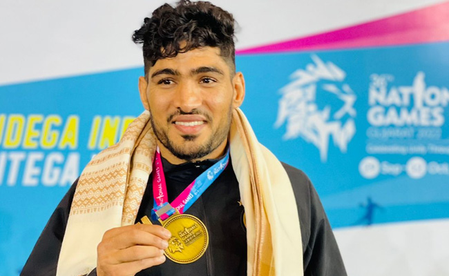 36 वें नेशनल गेम्स में मुकेश गोरा ने गोल्ड जीत कर राजस्थान पुलिस को किया गौरवान्वित